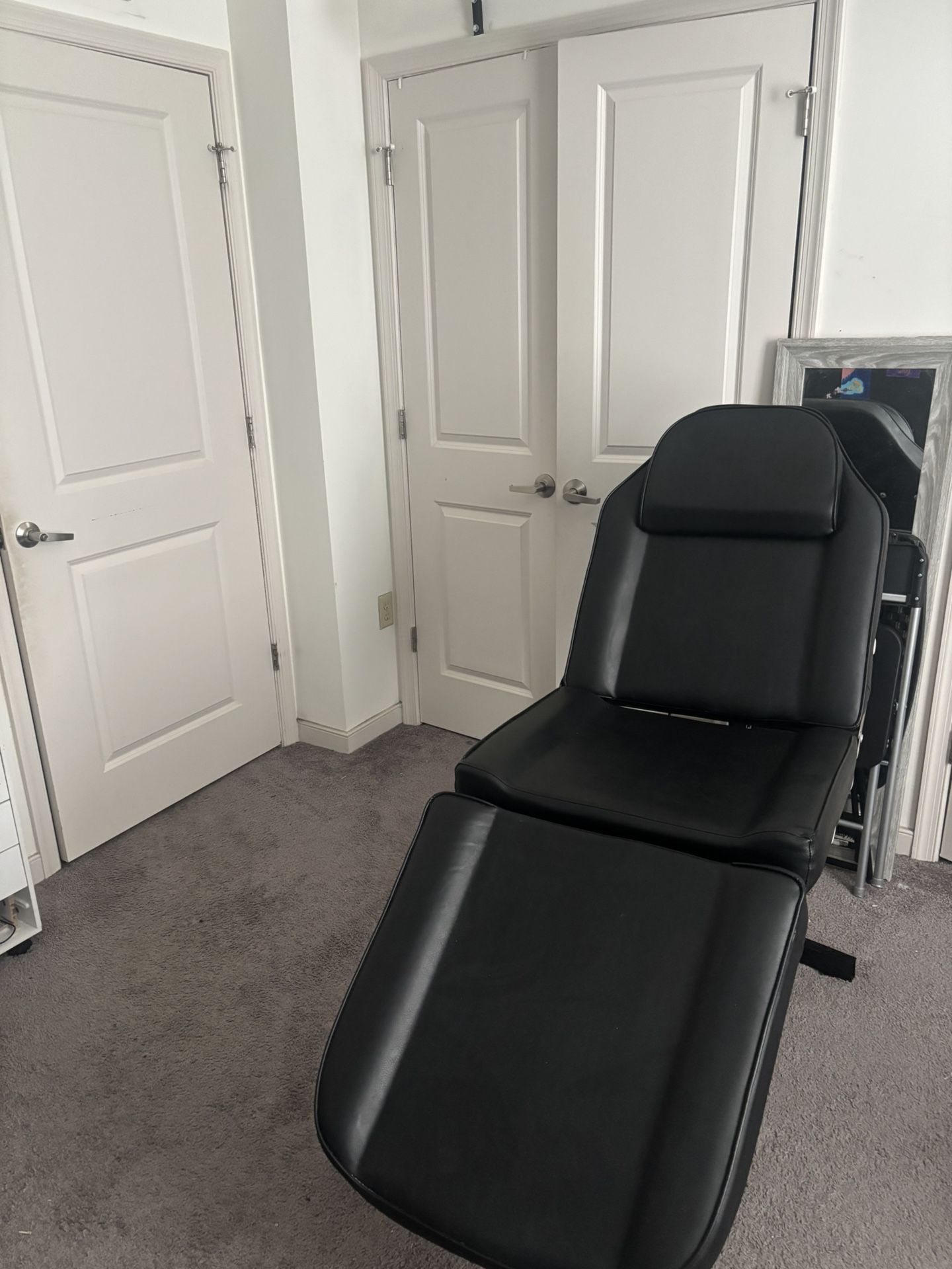 Tattoo Adjustable Chair, Stool and Metal Drawer