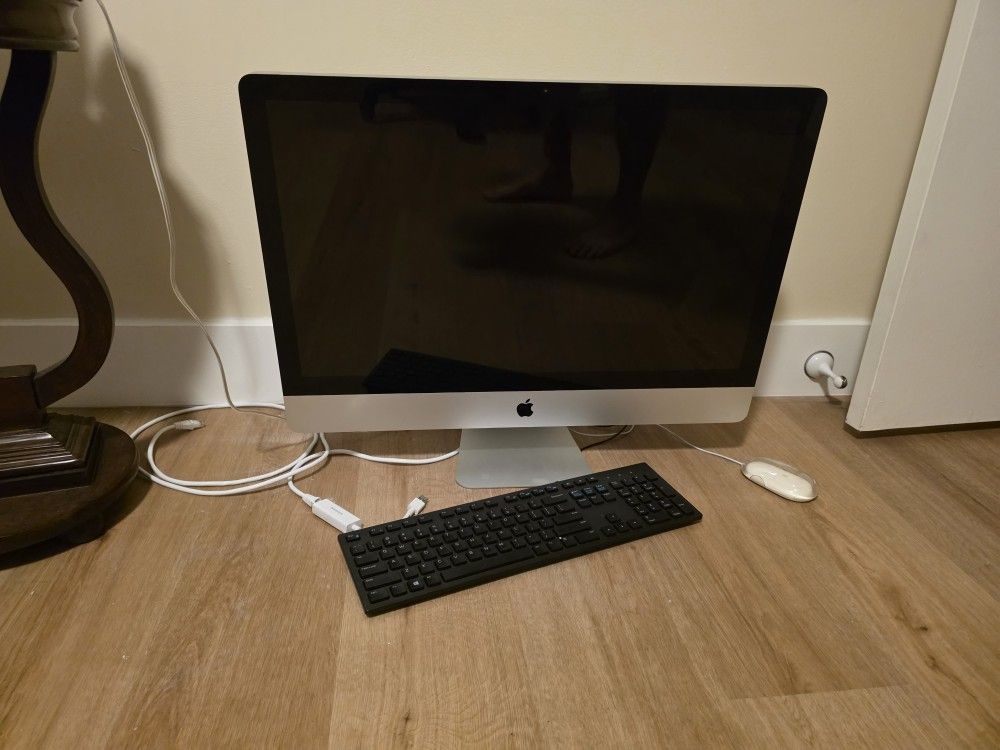 Apple IMac 27' A1312 I3 4gb RAM 1TB Harddrive