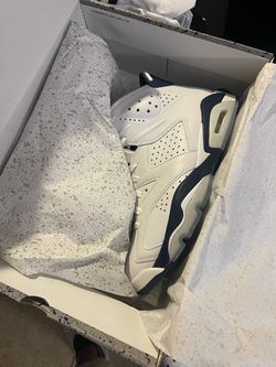Jordan 6 midnight navy sz 8.5