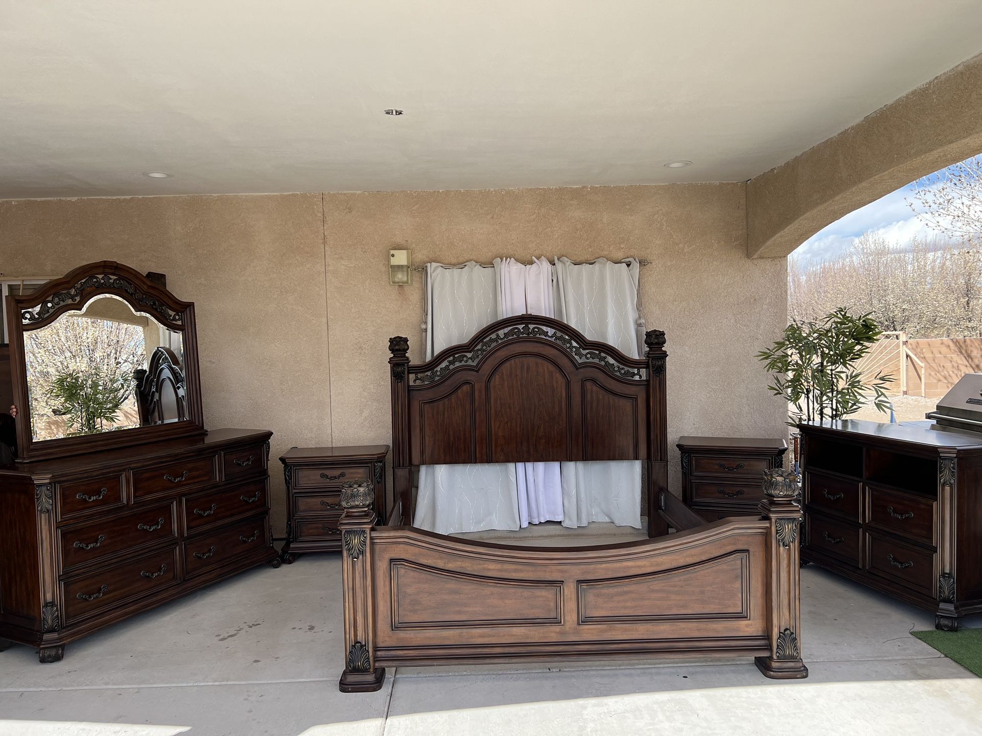 King Size Bedroom Set 