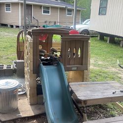 Toddler play house originally $400