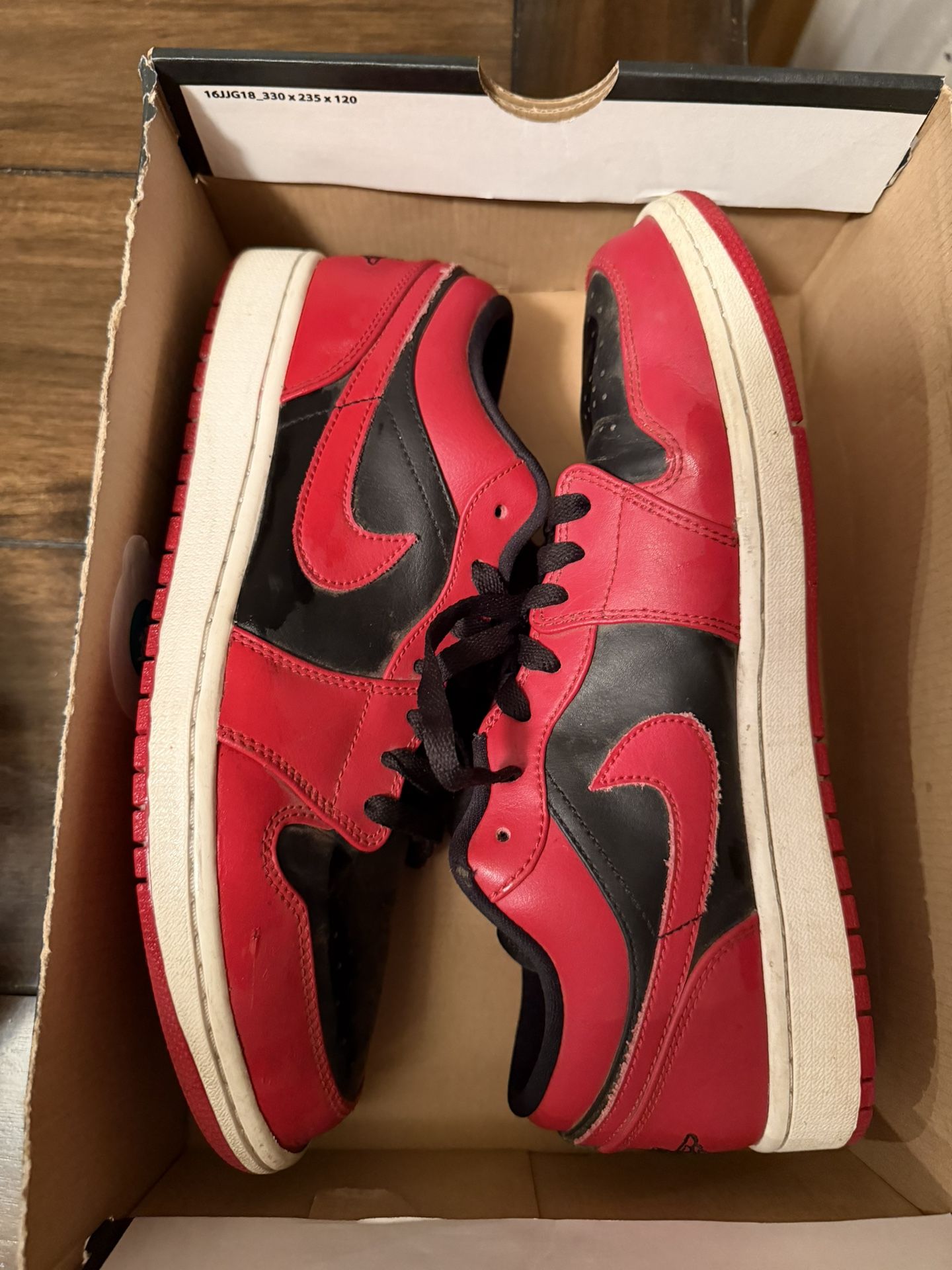 Nike Air Jordan 1 Low Reverse Bred 553558-606 Men 10.5 Shoes Retro Chicago