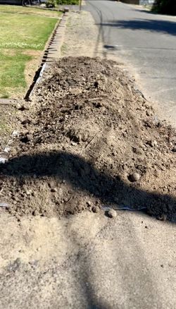 FREE Fill dirt downtown Puyallup
