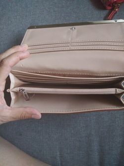 Guess wallet