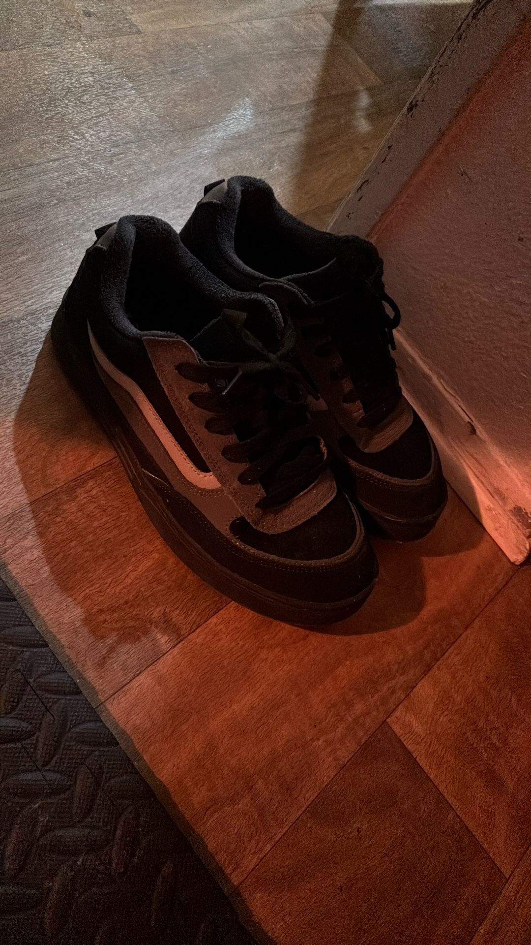 Vans Size 10 Like New