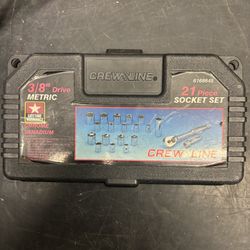 Crew line 21 Piece Socket Set Missing Pieces 
