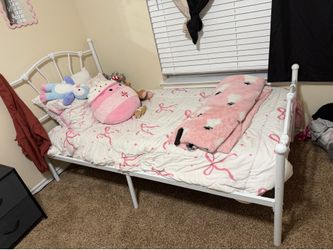 Twin bed