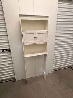 Bathroom (above toilet) storage