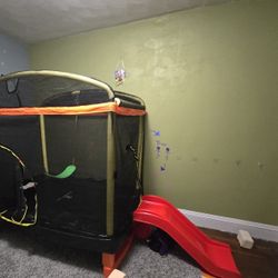 Trampoline 