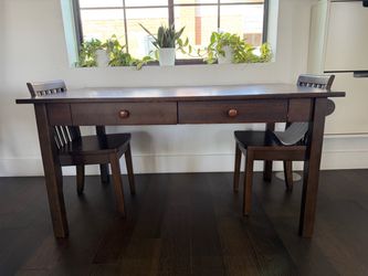 Pottery Barn Kids Carolina Craft Table & Desk Set