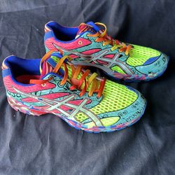 ASICS tennis shoes