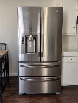 LG 27 Cu. Ft. 4-Door French Door Refrigerator – Stainless Steel – Ice & Water