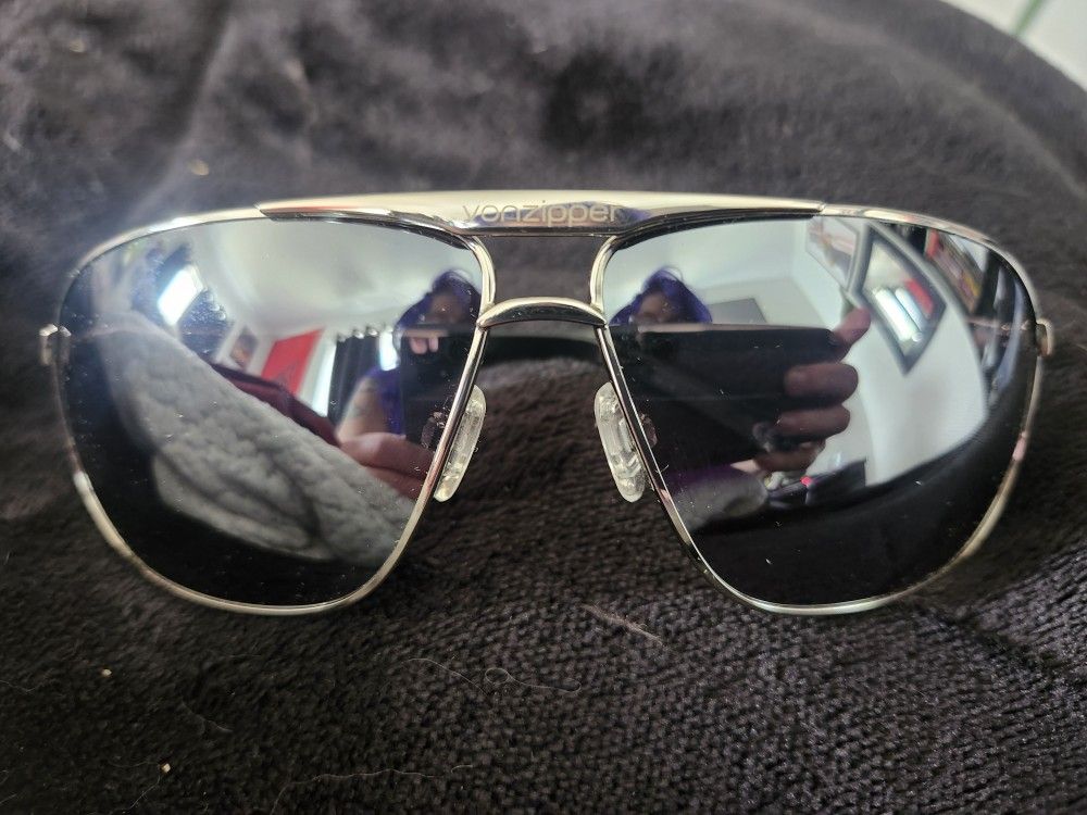Genuine VONZIPPER "SKITCH" Sunglasses