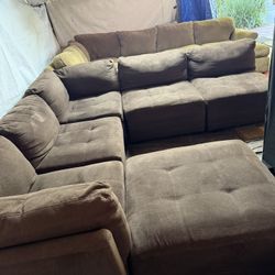 Five Piece Brown Couch With Donovan You Can Rearrange Different Ways. We Sell All The Time Delivery $40 Local.
