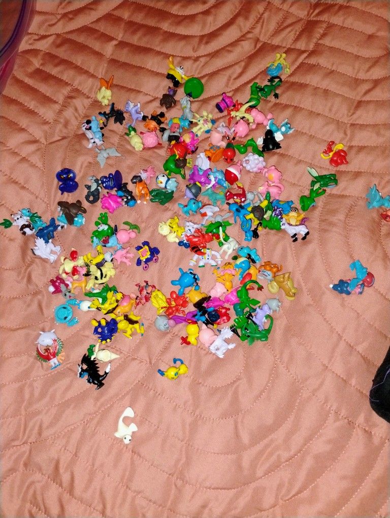 Pokemon Mini Figures