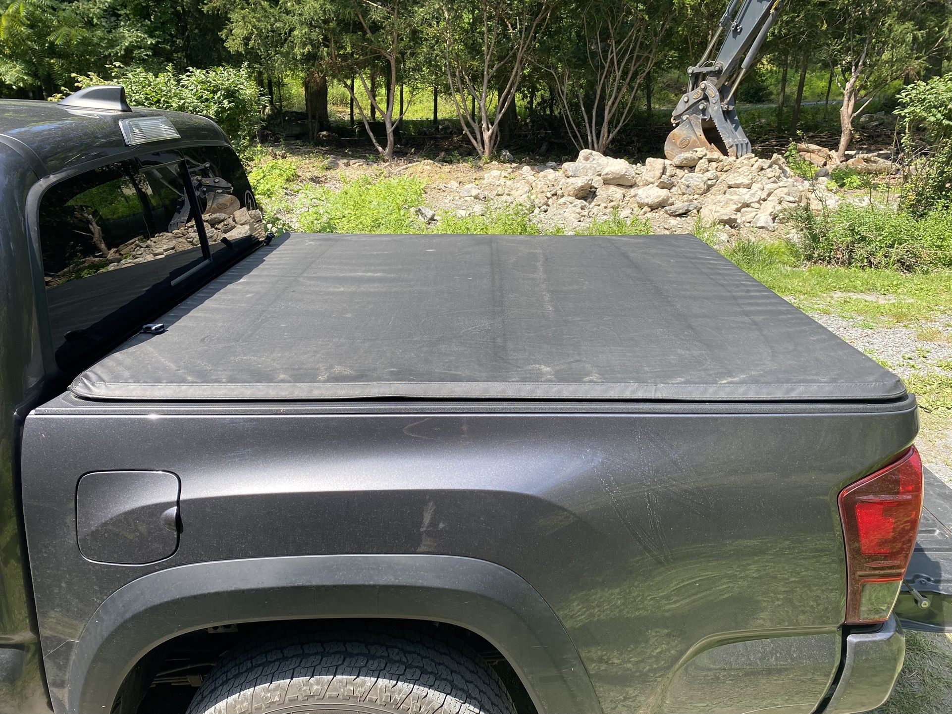 Toyota Tacoma Tonneau Cover Soft Tri-fold