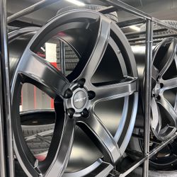 20” hellcat  Oem  9/5 11 rear  New Oem cash carry  Set 4  5x115