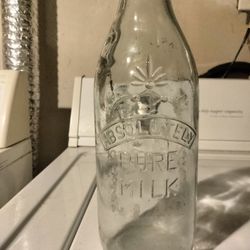 Antique.    Milk.  Bottle