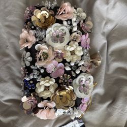 Bebe Clutch 