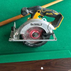 Dewalt Saw