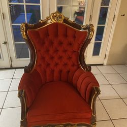Antique Sofas N Table 