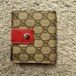 100% Authentic Vintage Gucci Wallet