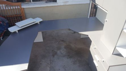 Executive style u-shaped desk with credenza