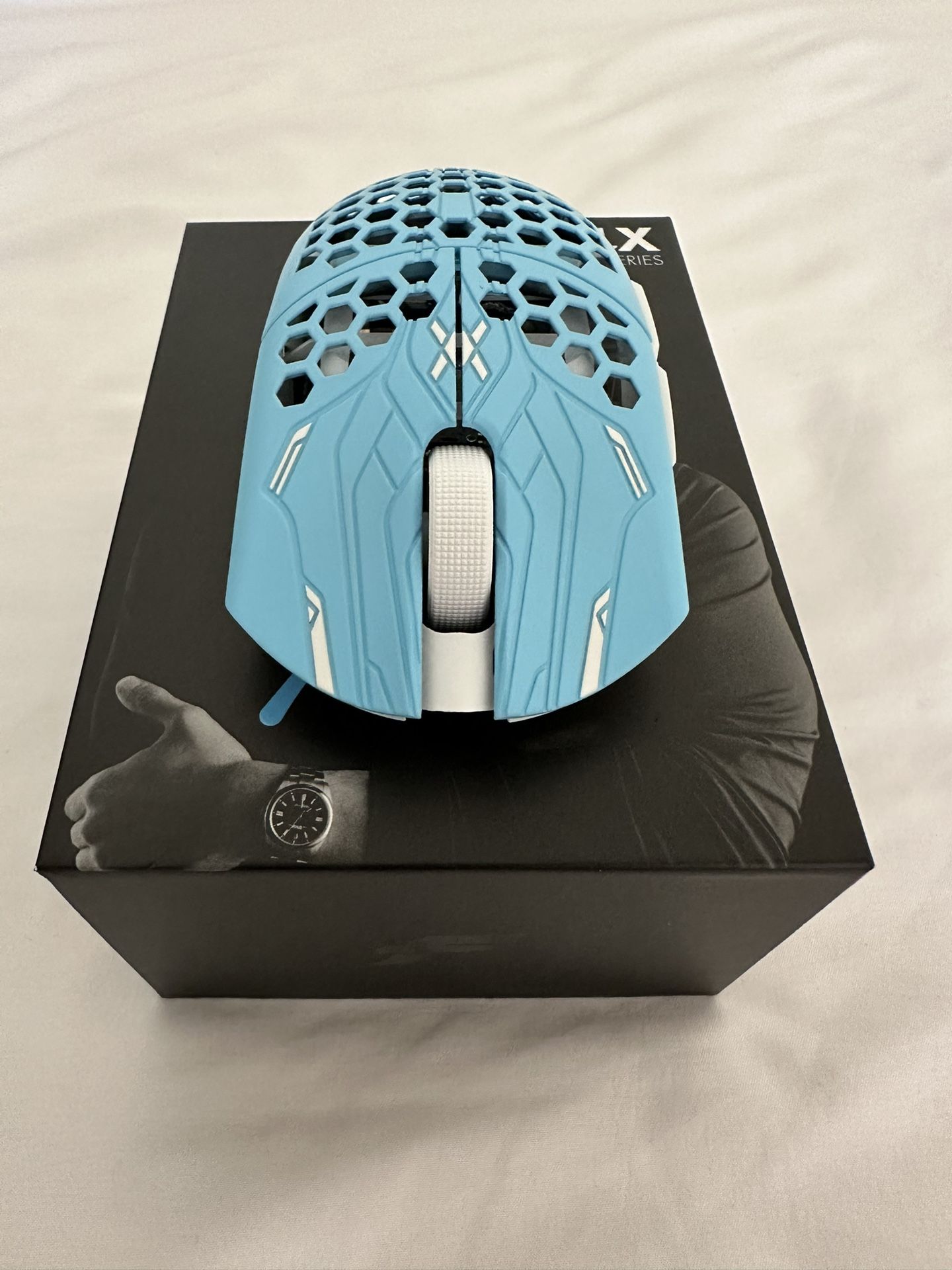 Finalmouse UltralightX (ULX) Tarik Lion (Medium) for Sale in Los