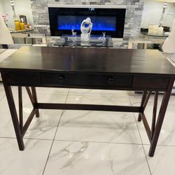 Mid-Century Modern Desk – Antique Tobacco Finish