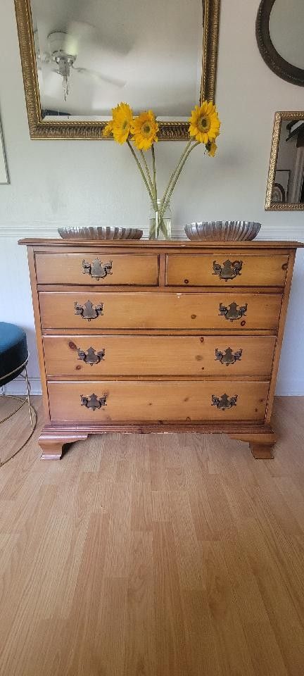 Authentic Drexel American Dresser