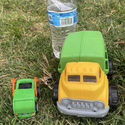 2-garbage Trucks  Toy