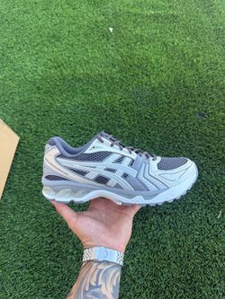 Men ASICS Gel-Kayano 14 Grey Silver Sneakers