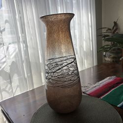 Beautiful Hand  Blown Moreno Glassware Vase
