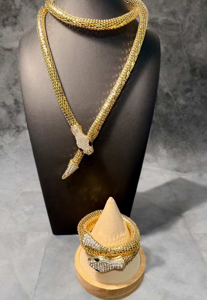 Vintage 2000s Gold Mesh Rhinestone Snake Necklace & Bracelet Set