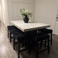 Marble Dining Room Table With 8 Stools 