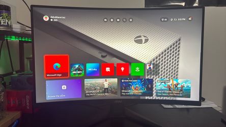 32” curved gaming monitor