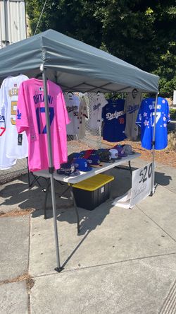 Dodger hats and jerseys!!