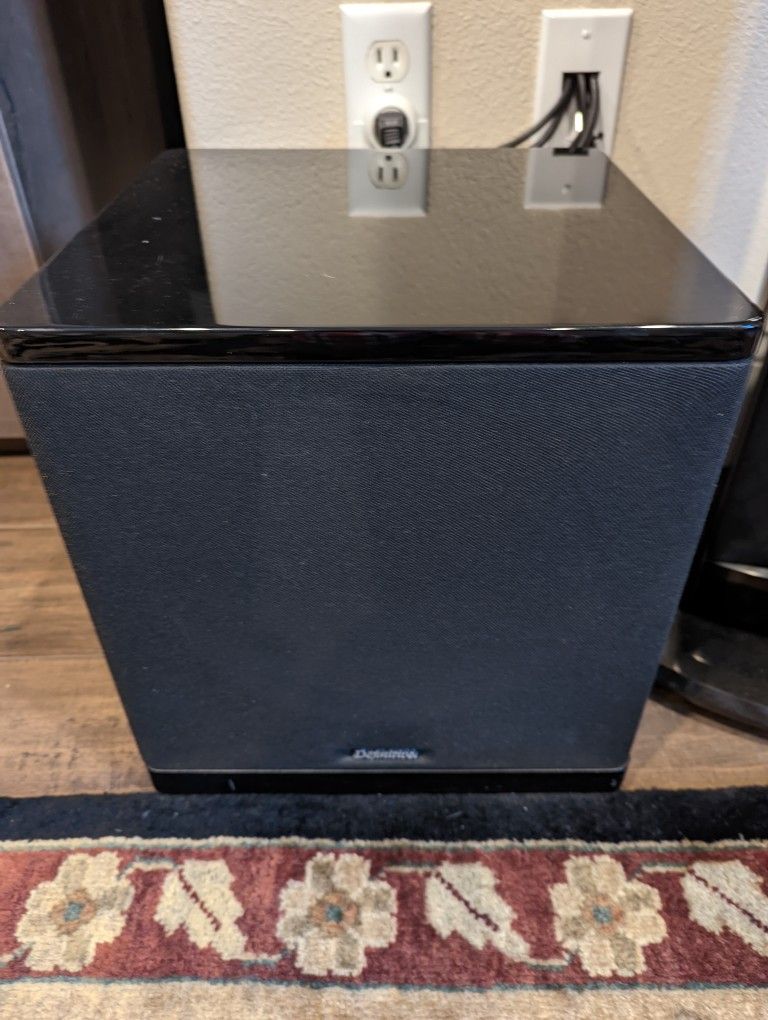 Definitive Technology Supercube II