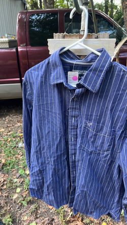 New American Eagle size large shirt