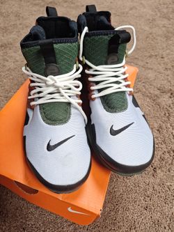 Size 9 - Nike Air Presto Utility Mid Multi Trainer