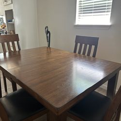 Wood Table (extendable) With Six Chairs 