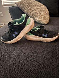 Under armor kids shoes