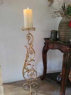 Metal scroll candle stands 