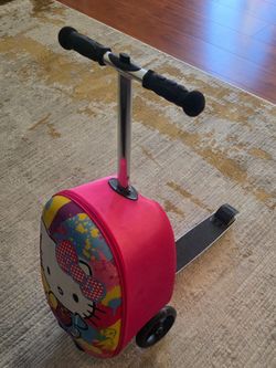 Hello Kitty Kids Scooter Luggage Carry-On