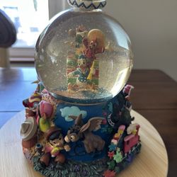 VINTAGE DISNEY Three Cabaleros Snow Globe