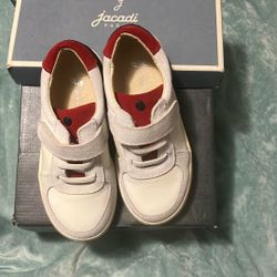 Boyz Size 28  Leather Made In Portugal 