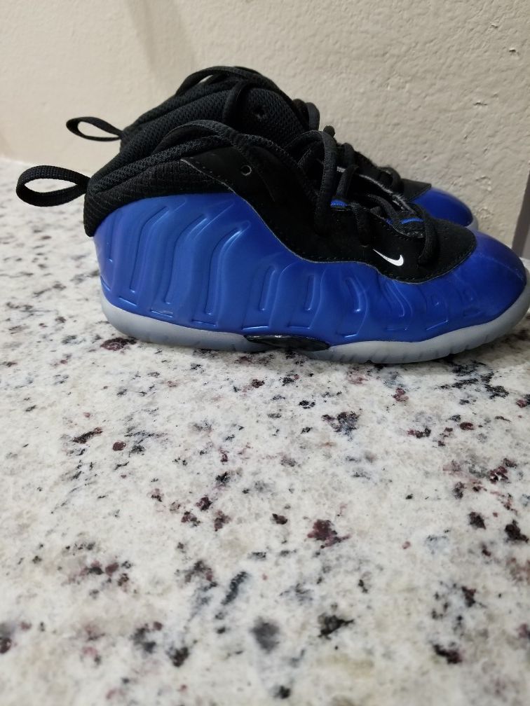 NIKE FOAM PODS