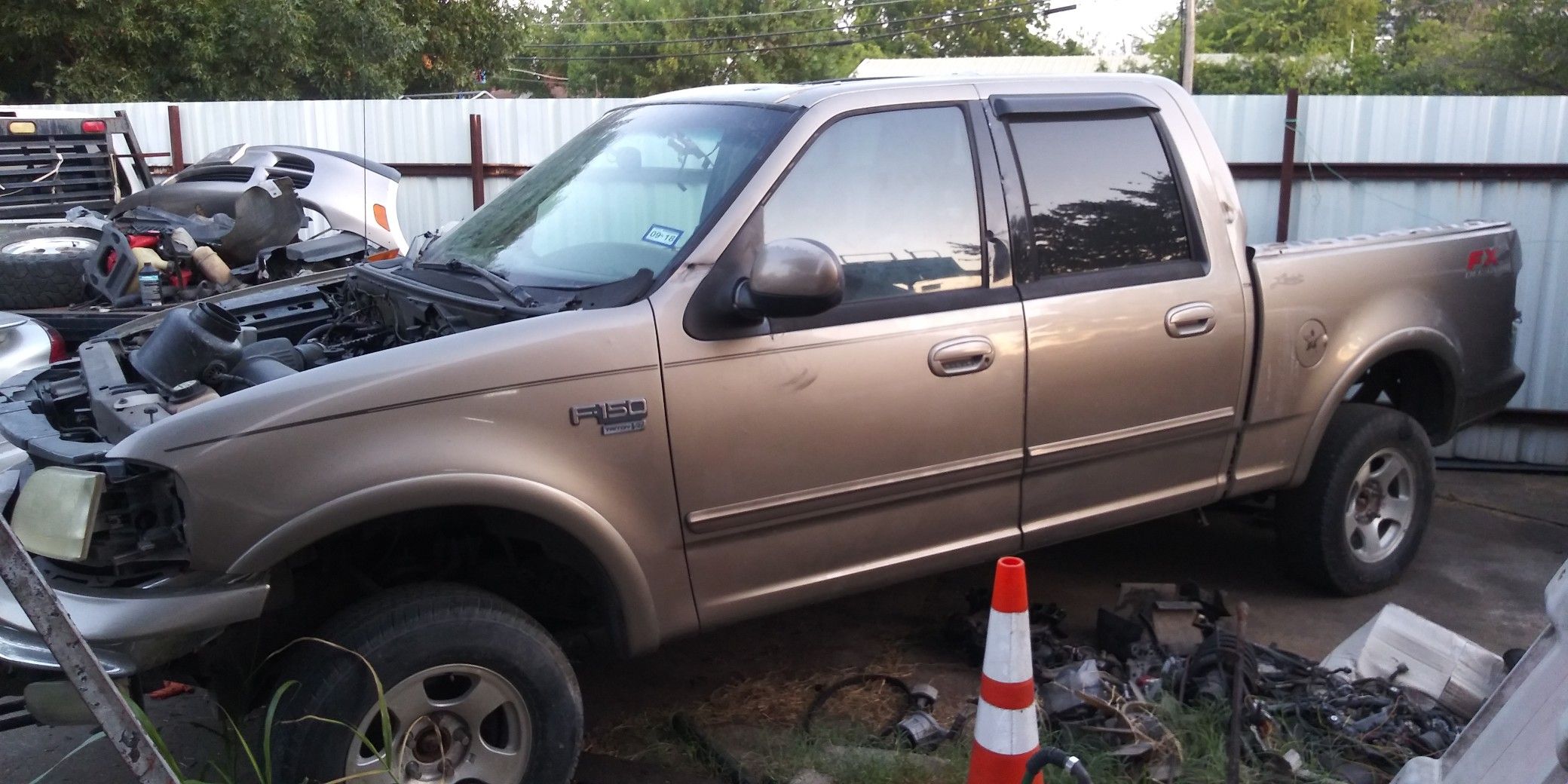 **PARTING OUT** 03 Ford F150 FX4 5.4L
