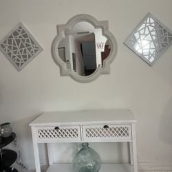 White Table Set: Includes white table, mirrors, and vase