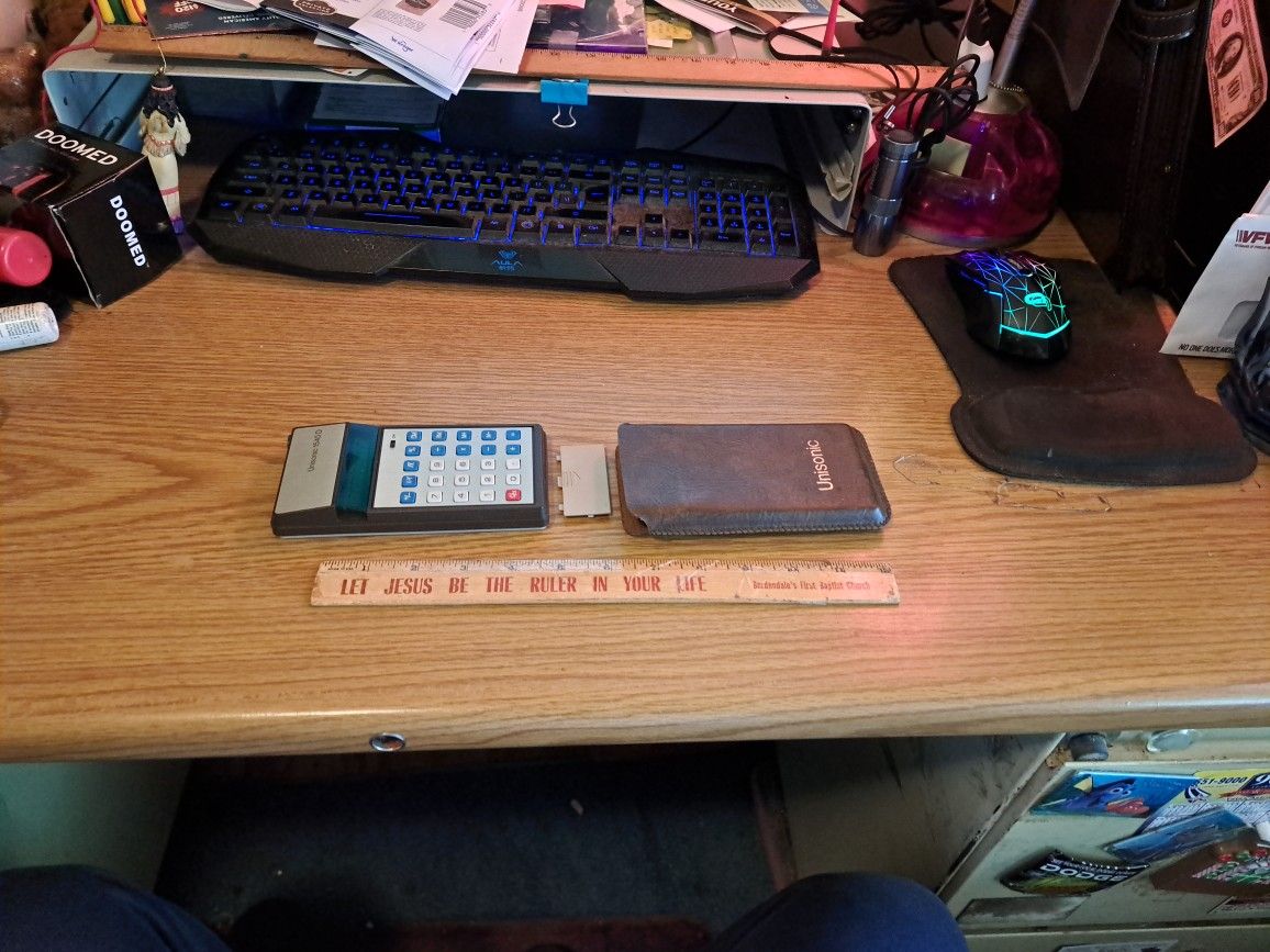 Unisonic Vintage 1540 D Calculator.